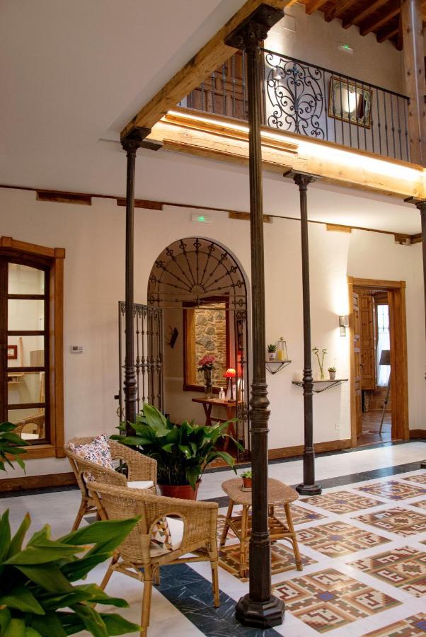 La Casa Del Medico Hosteria Rural Urda Zewnętrze zdjęcie